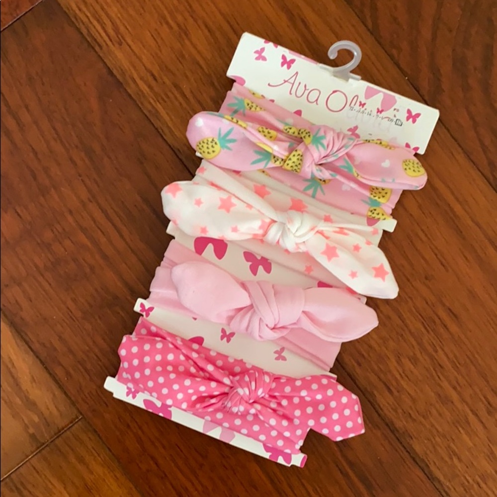 4 adorable headbands